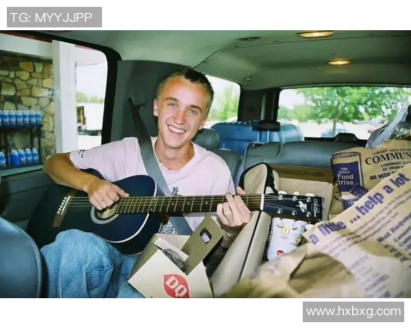 全球足球明星吉他演奏实力排名前十的球员与他们的音乐魅力